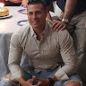 Meet your Posher, Jonathan